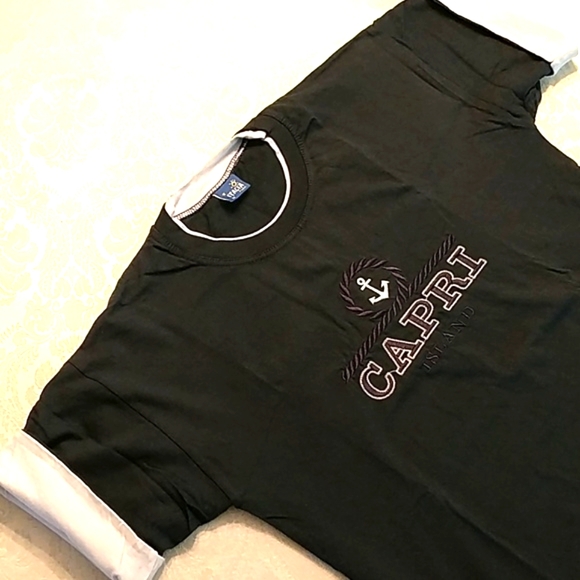 NWOT Capri Island navy blue T shirt, size Medium - Picture 5 of 5